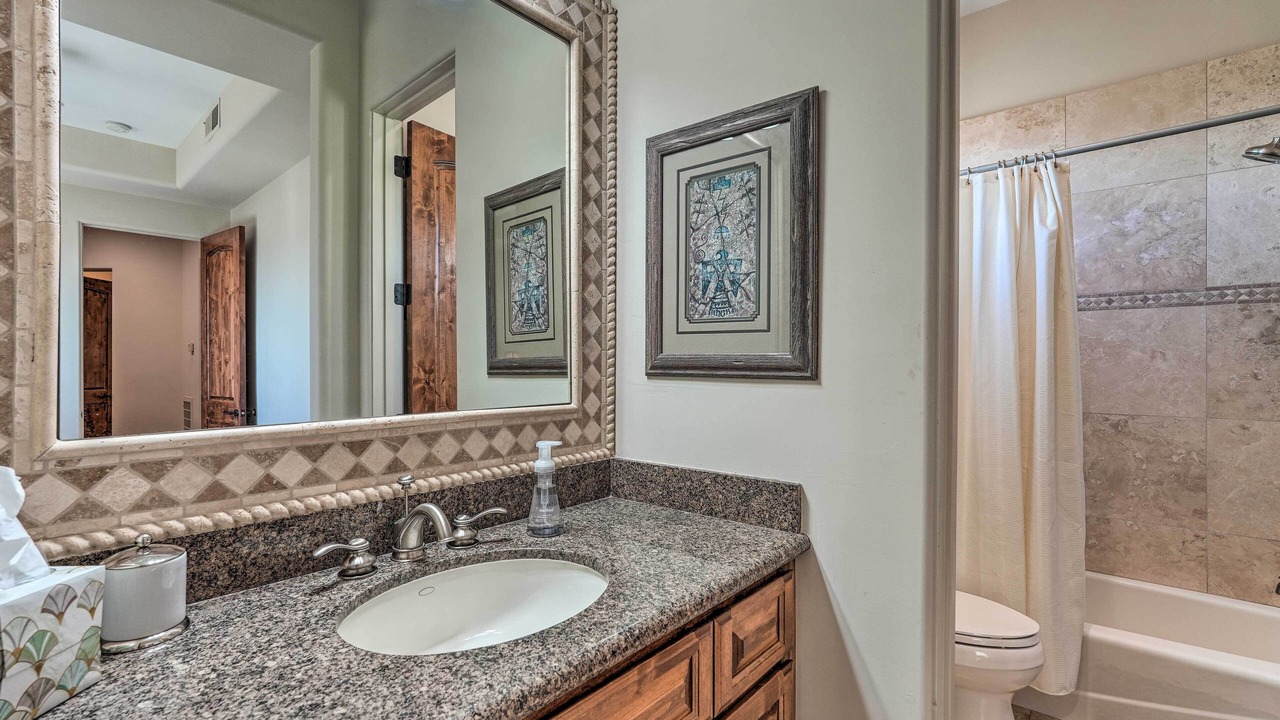 Photo of Bathroom in Pinnacle Peak