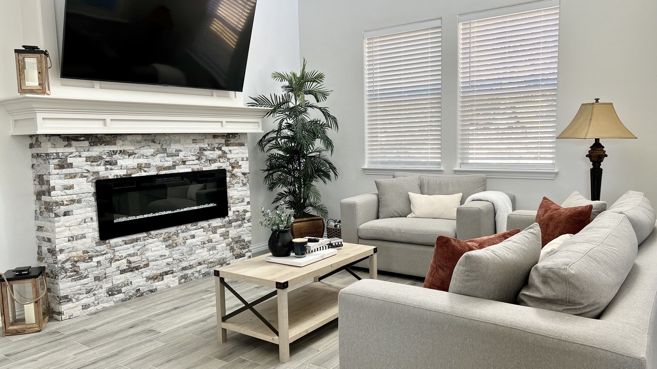 Photo of Livingroom in Granbury