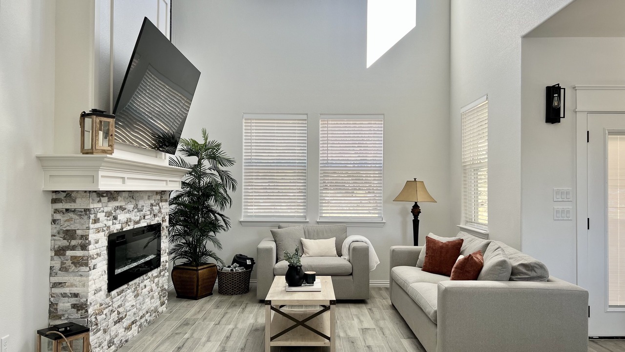 Photo of Livingroom in Granbury