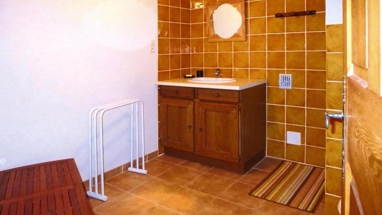 Photo of Bathroom in Redortiers