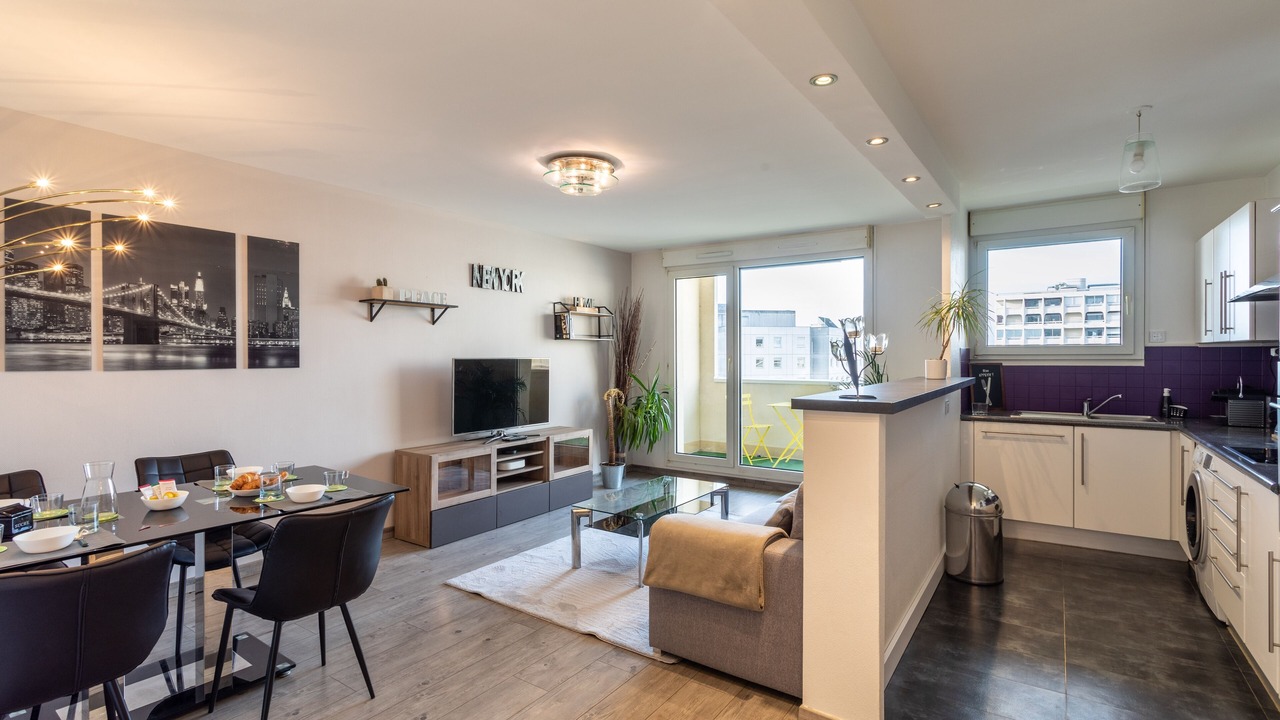 Photo of Others in Colombier - Champ de Mars