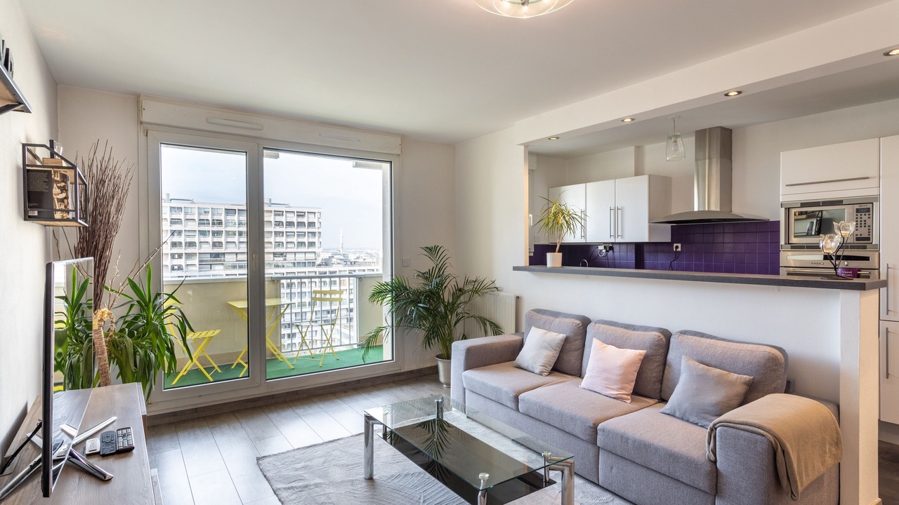 Photo of Livingroom in Colombier - Champ de Mars