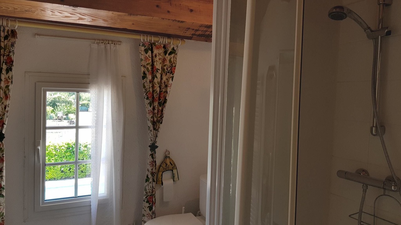 Photo of Bathroom in La Tour-Sur-Orb
