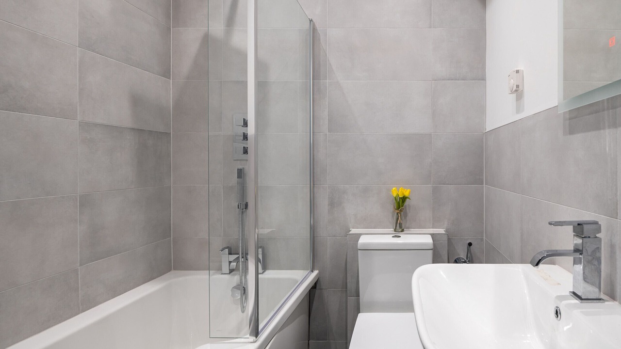 Photo of Bathroom in Rhiwbryfdir