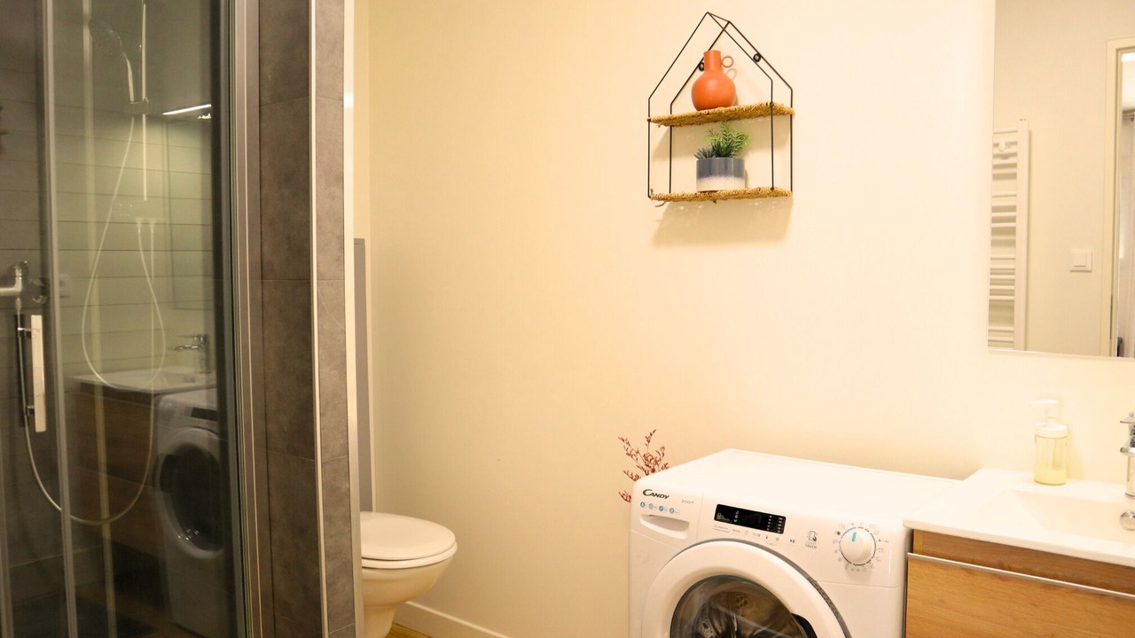 Photo of Bathroom in Bourbourg