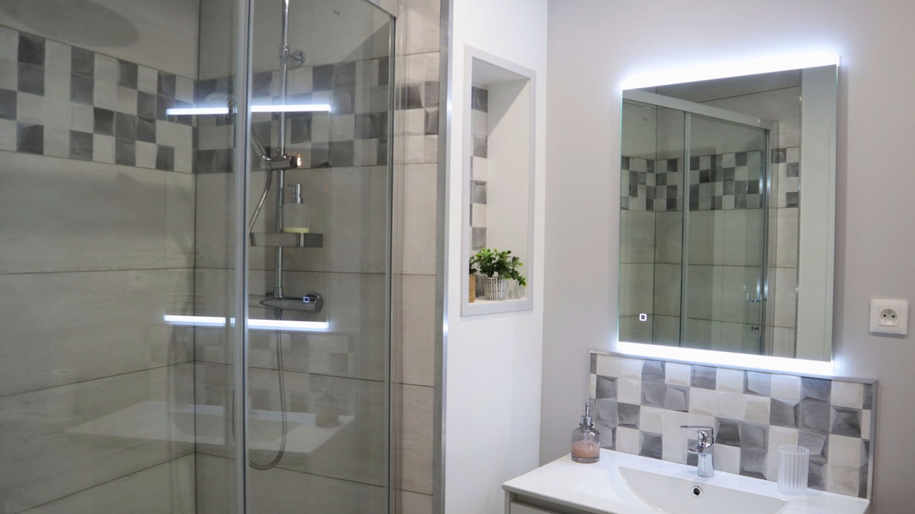 Photo of Bathroom in Bourbourg