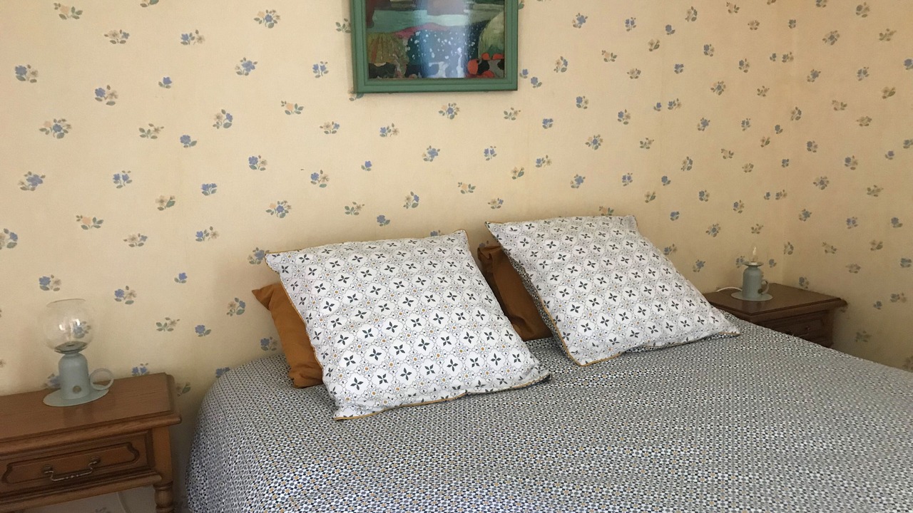 Photo of Bedroom in Saint-Laurent-de-Terregatte