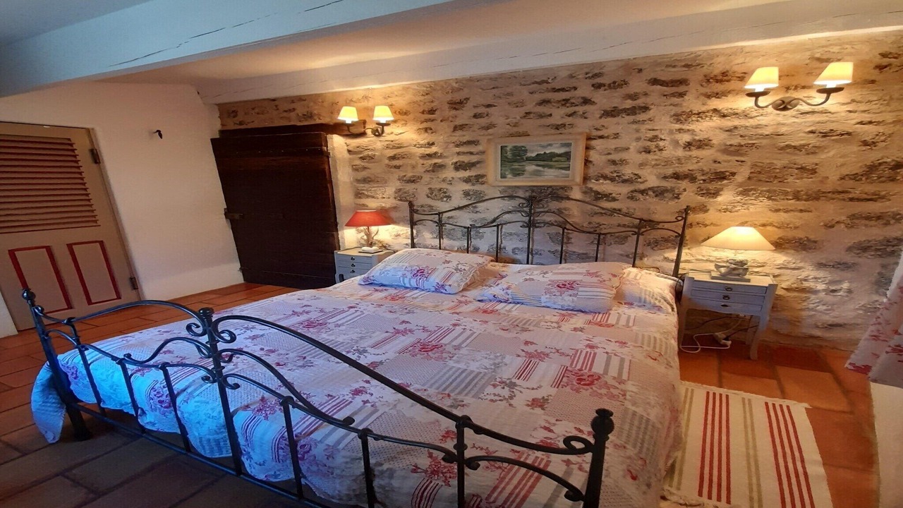 Photo of Others in Viens