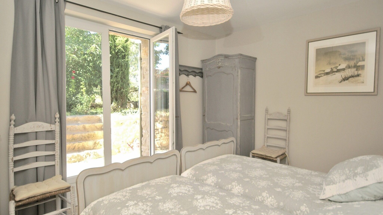 Photo of Others in Viens