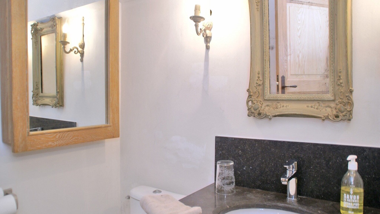 Photo of Bathroom in Viens