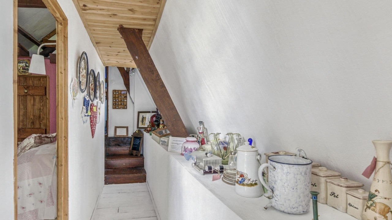 Photo of Others in Couvains