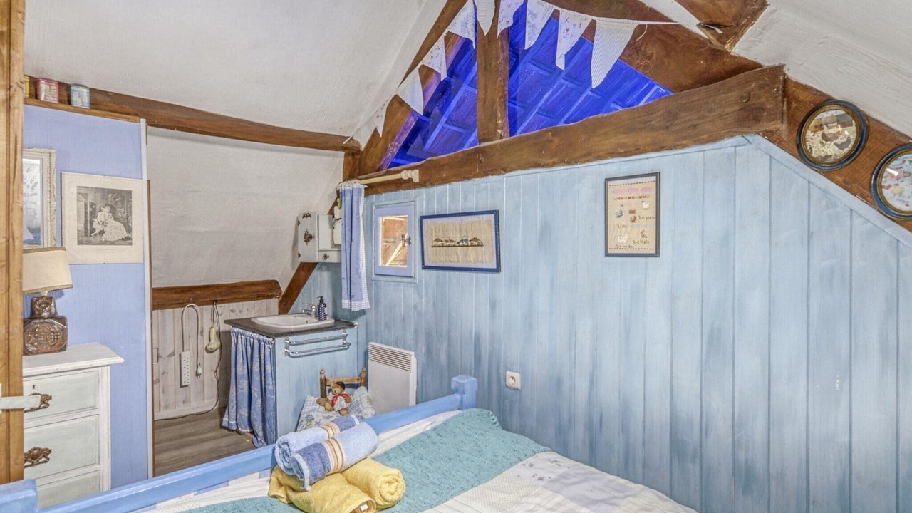 Photo of Others in Couvains