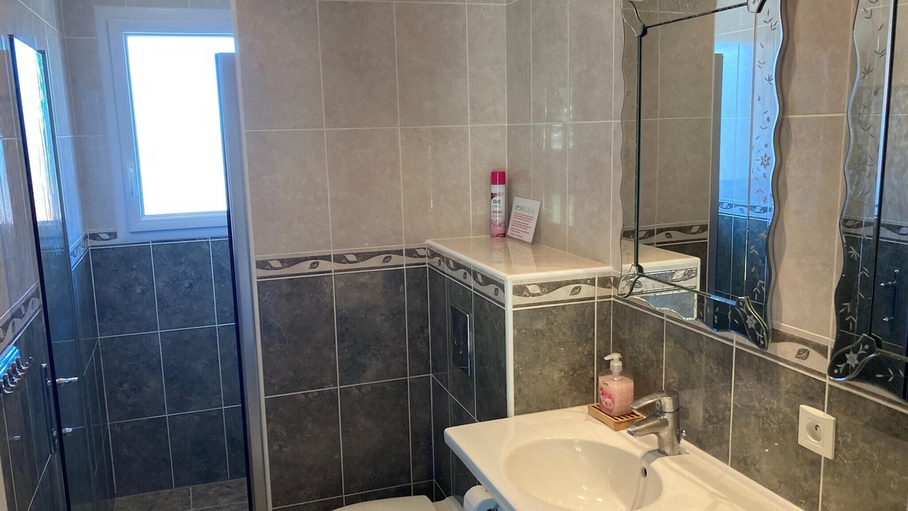 Photo of Bathroom in Montbrun-des-Corbieres