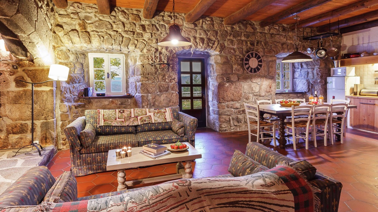 Photo of Livingroom in Cros-de-Georand