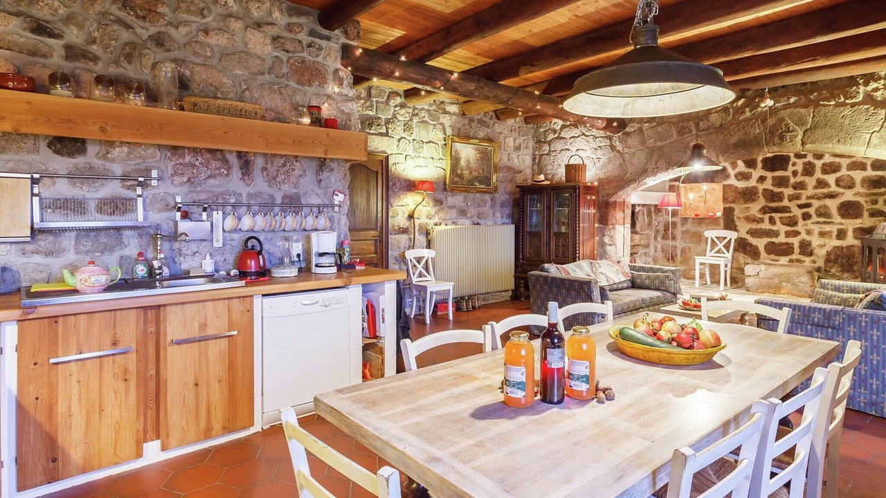 Photo of Livingroom in Cros-de-Georand
