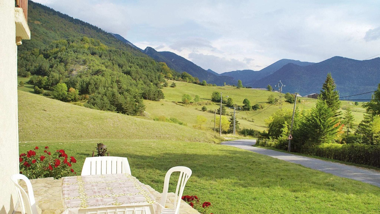 Photo of Patio Balcony in Lus-la-Croix-Haute