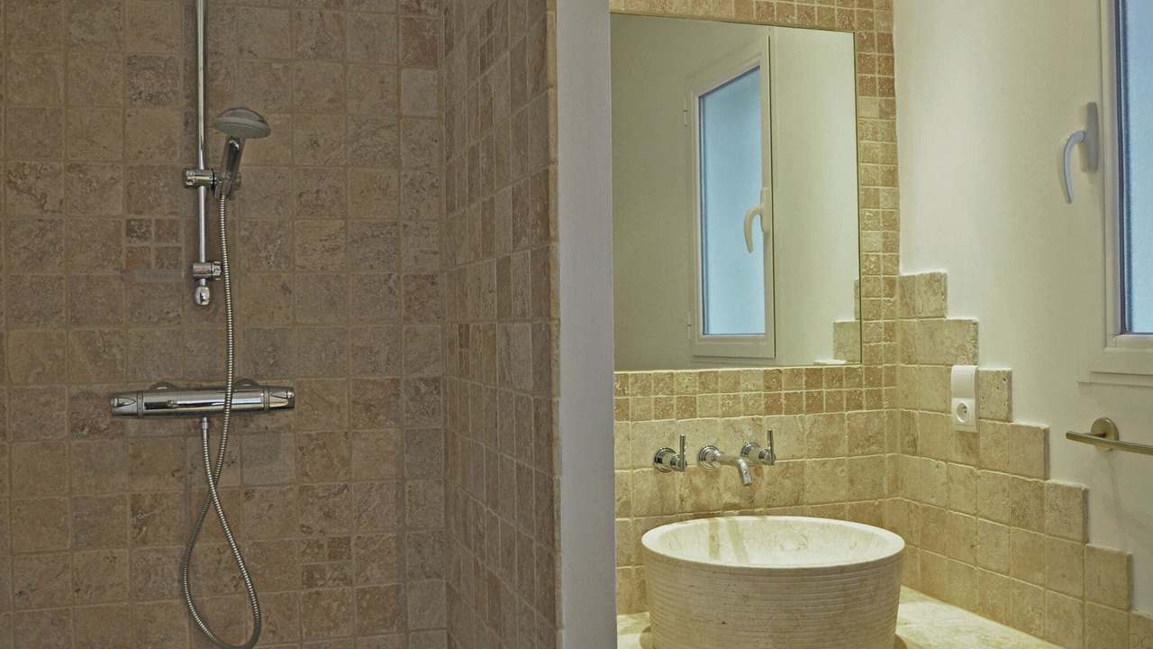 Photo of Bathroom in Saint-Ambroix