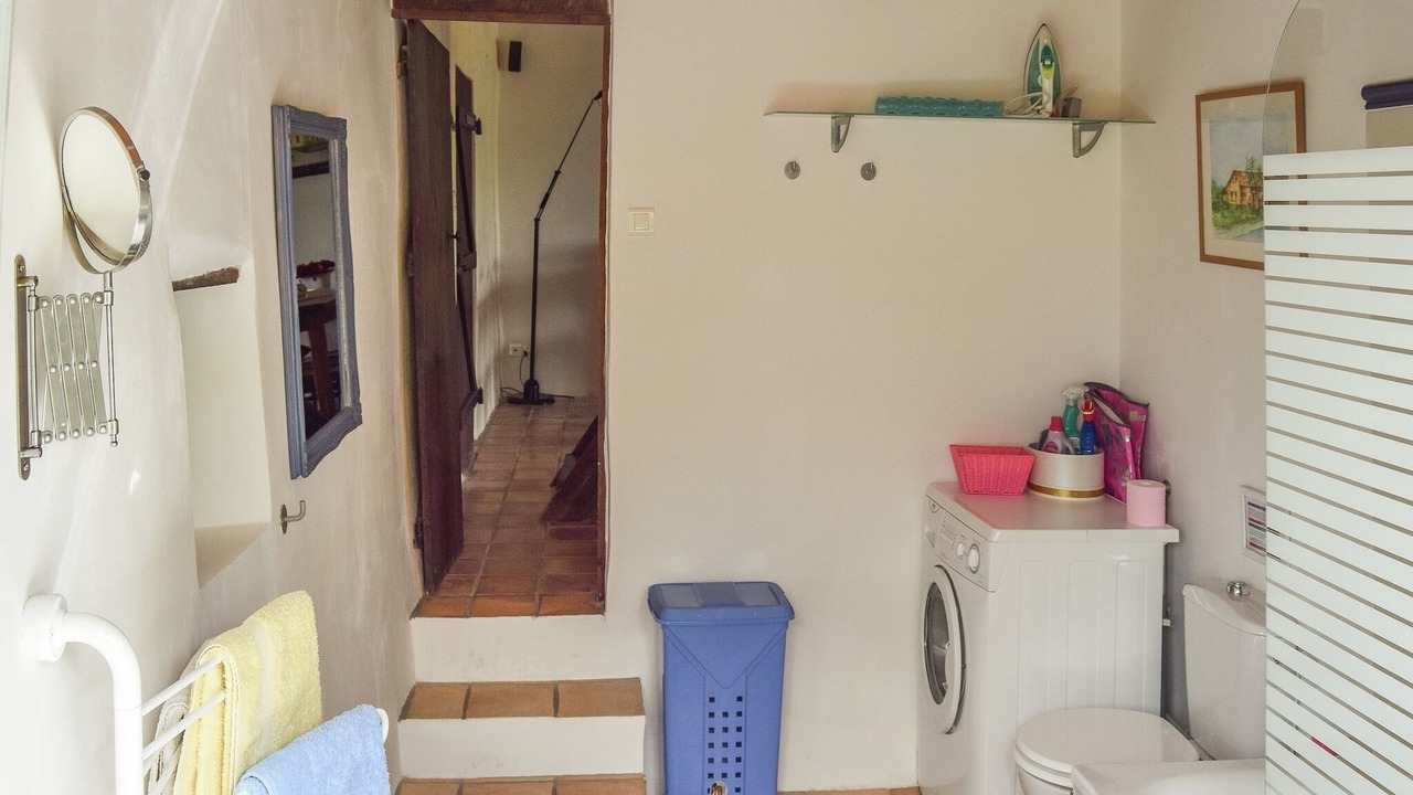 Photo of Bathroom in Saint-Eutrope-de-Born