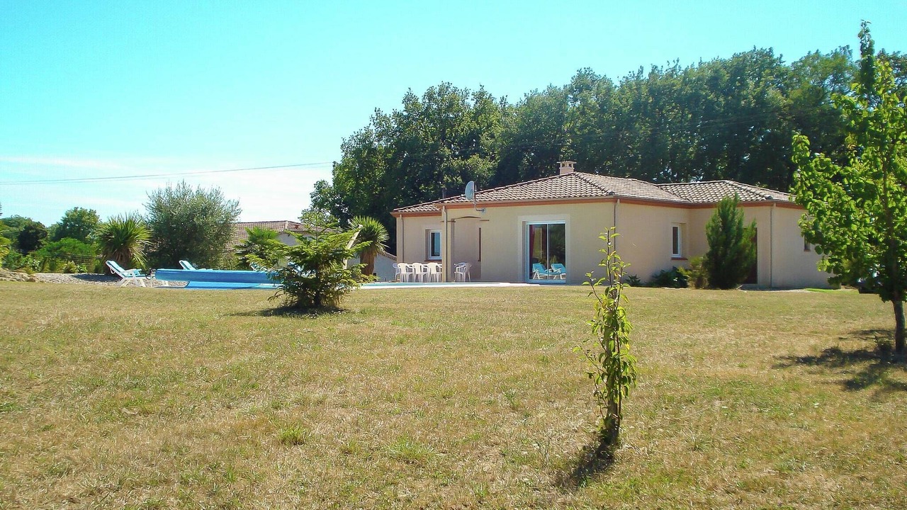 Photo of Outdoor in La Croix-Blanche