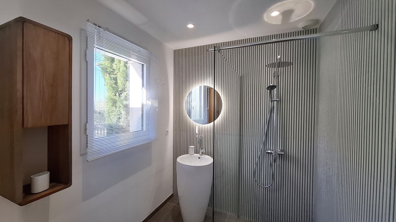 Photo of Bathroom in Tourouzelle