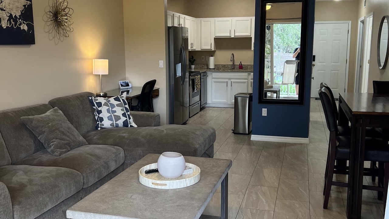 Photo of Livingroom in Holly Hill