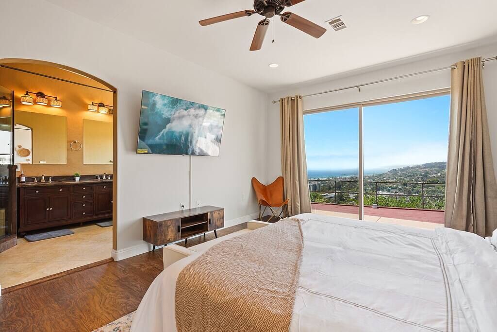 Photo of Bedroom in Hidden Valley