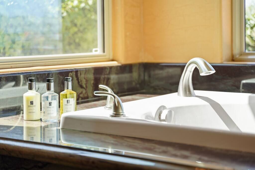Photo of Bathroom in Hidden Valley