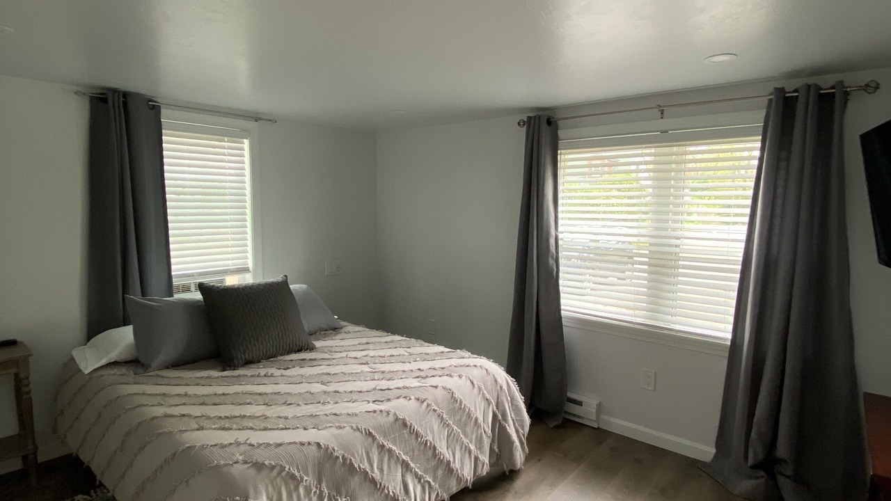 Photo of Livingroom in Bourne