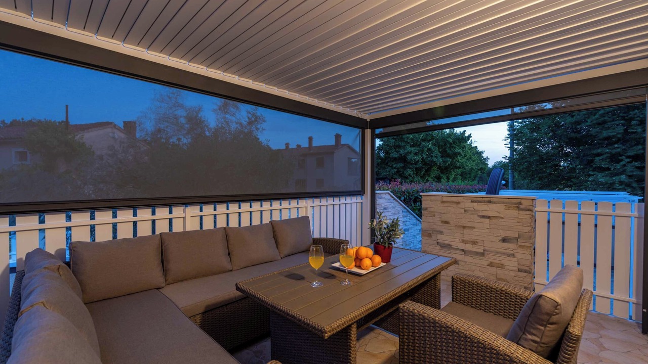 Photo of Patio Balcony in Sumber