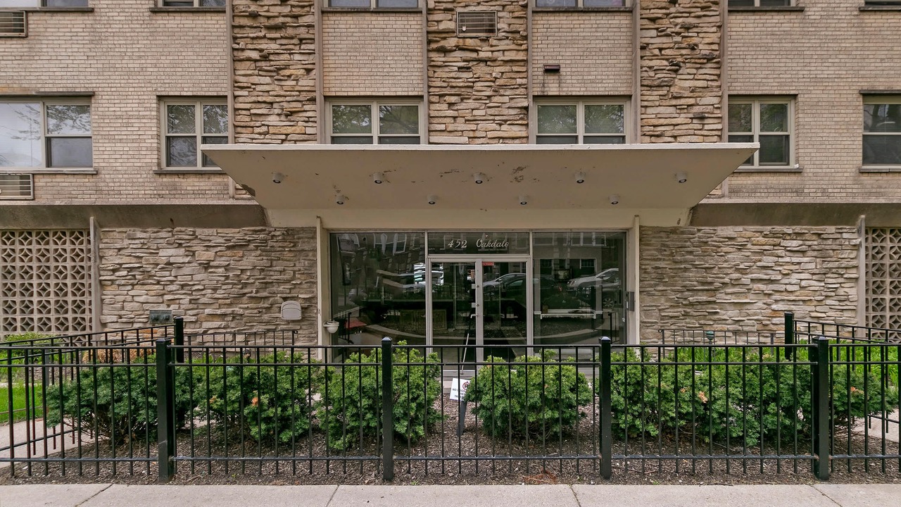 Photo of Outdoor in Lake View East