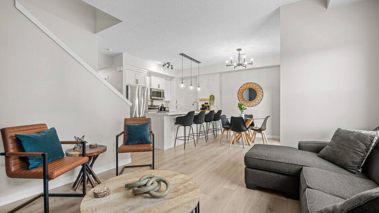 Photo of Livingroom in Cochrane