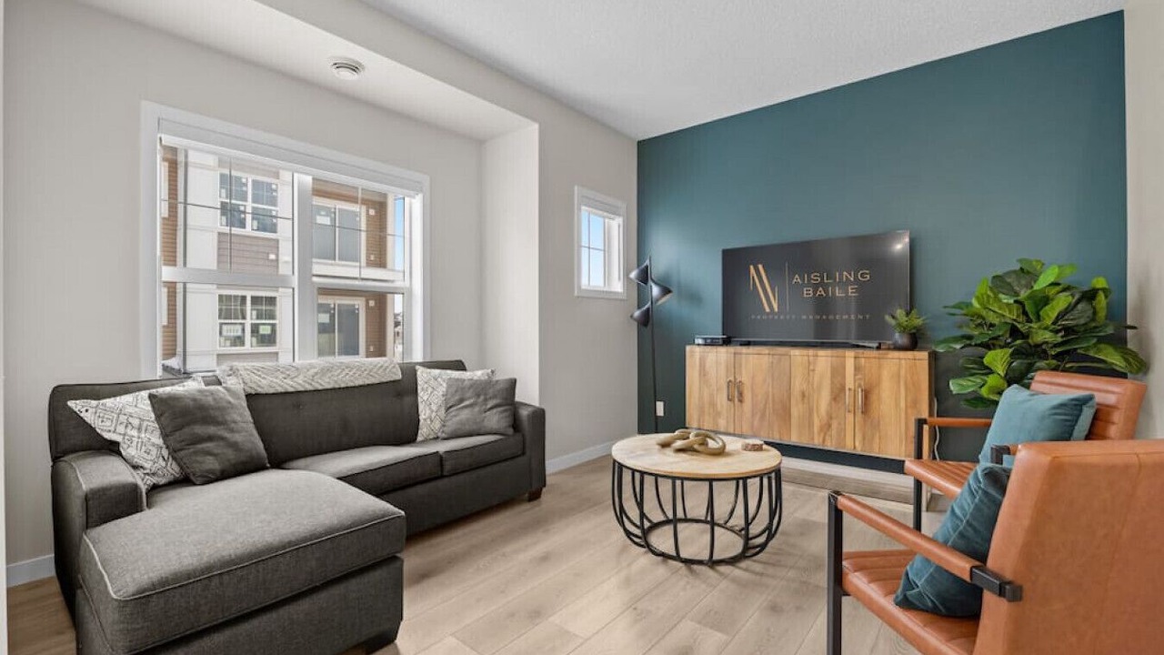 Photo of Livingroom in Cochrane