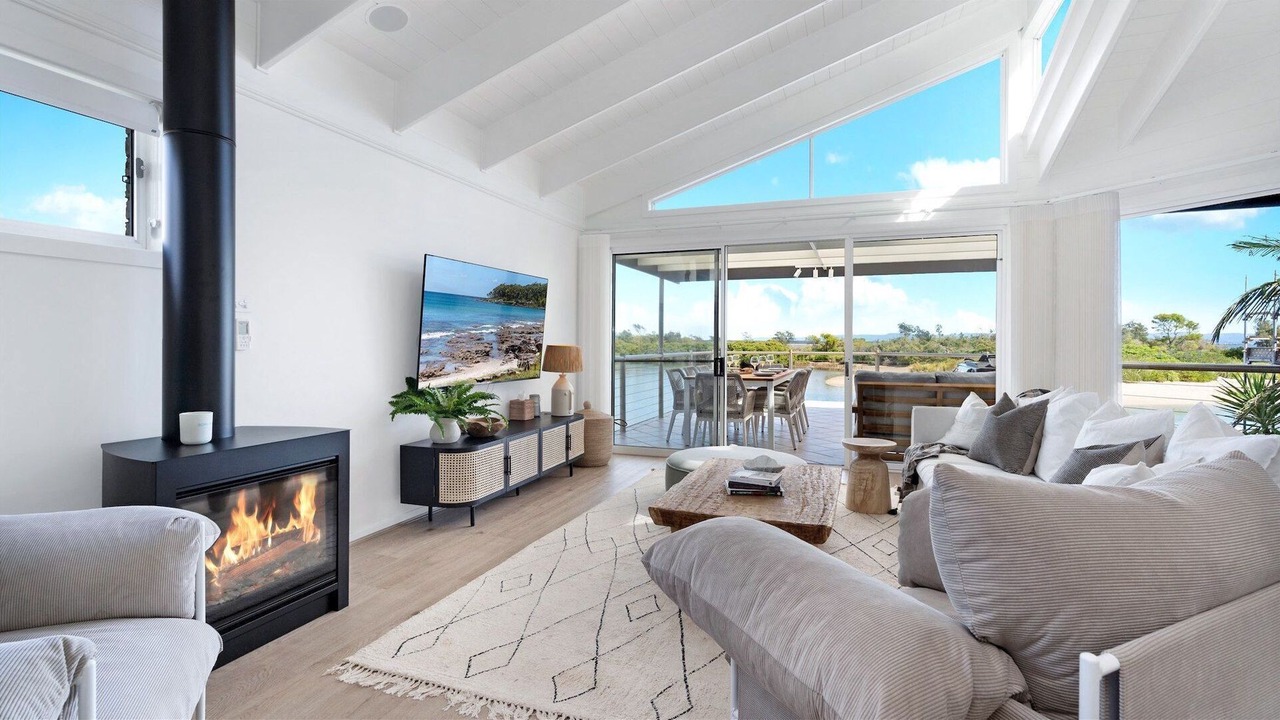 Photo of Livingroom in Currarong