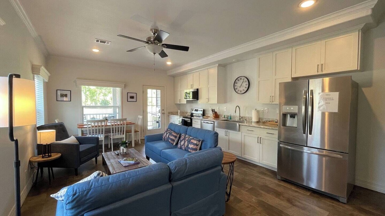 Photo of Livingroom in Hermosa