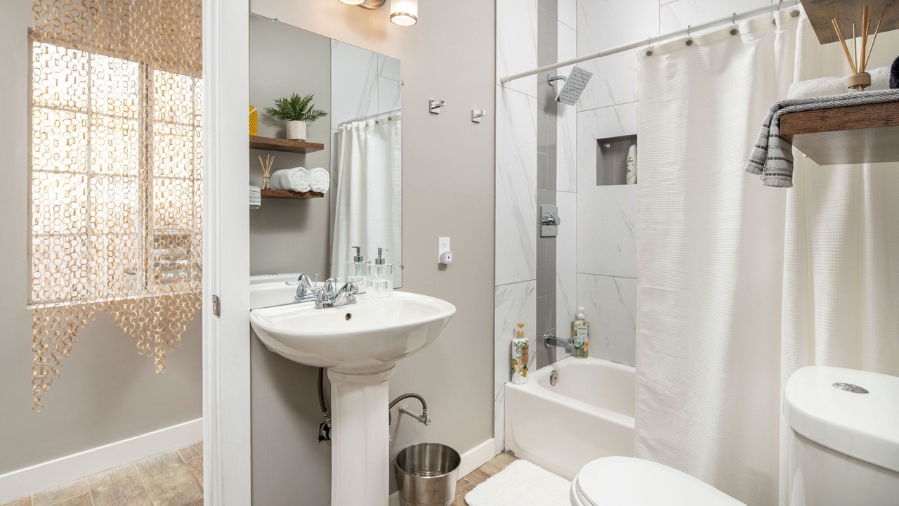 Photo of Bathroom in Coronado