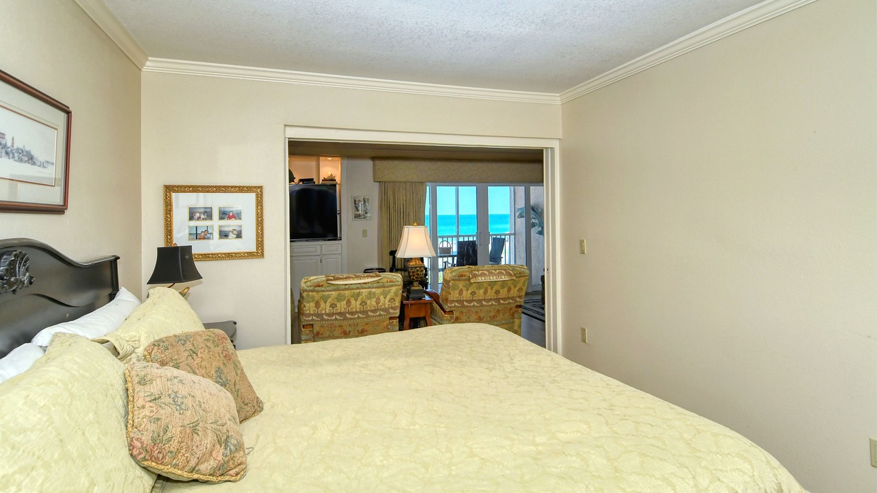 Photo of Bedroom in Bradenton Beach