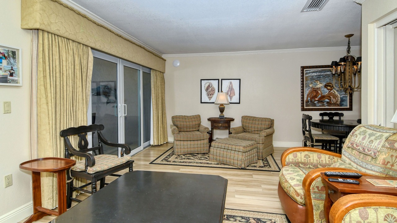 Photo of Livingroom in Bradenton Beach