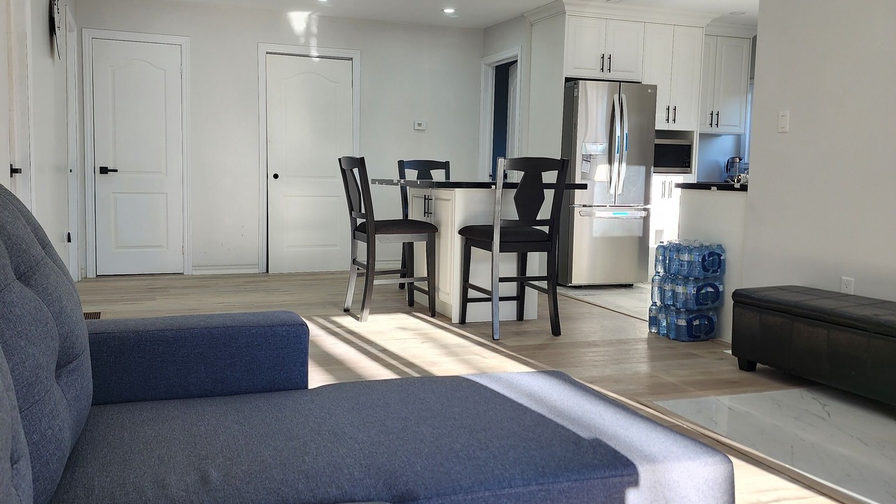 Photo of Livingroom in West Elgin
