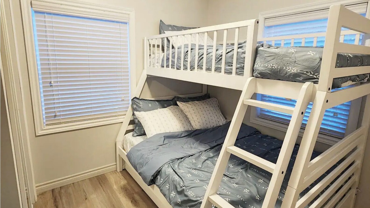Photo of Bedroom in West Elgin