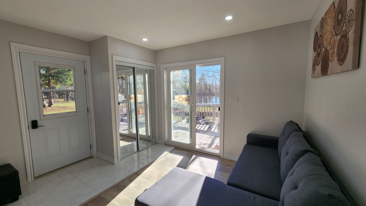 Photo of Livingroom in West Elgin