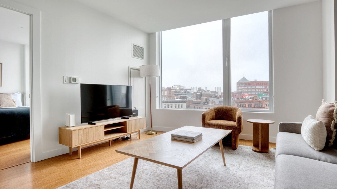 Photo of Livingroom in Downtown Chicago
