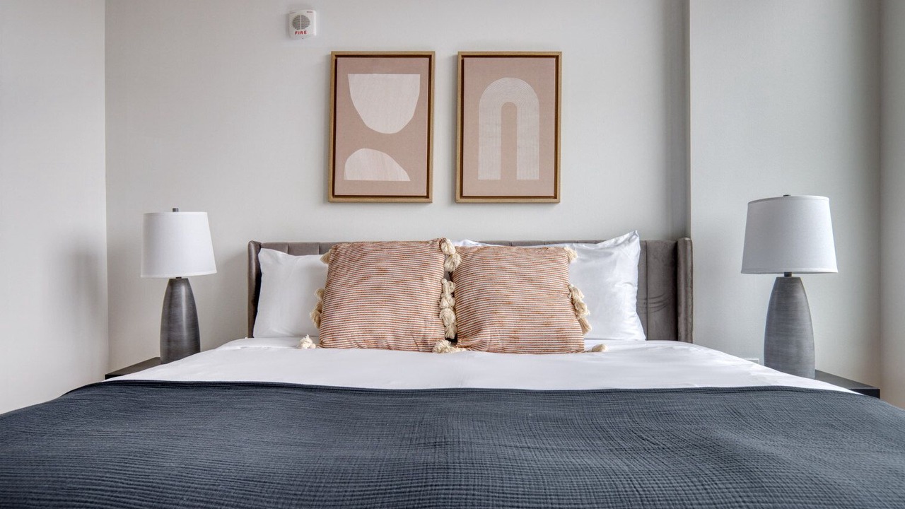 Photo of Bedroom in Downtown Chicago