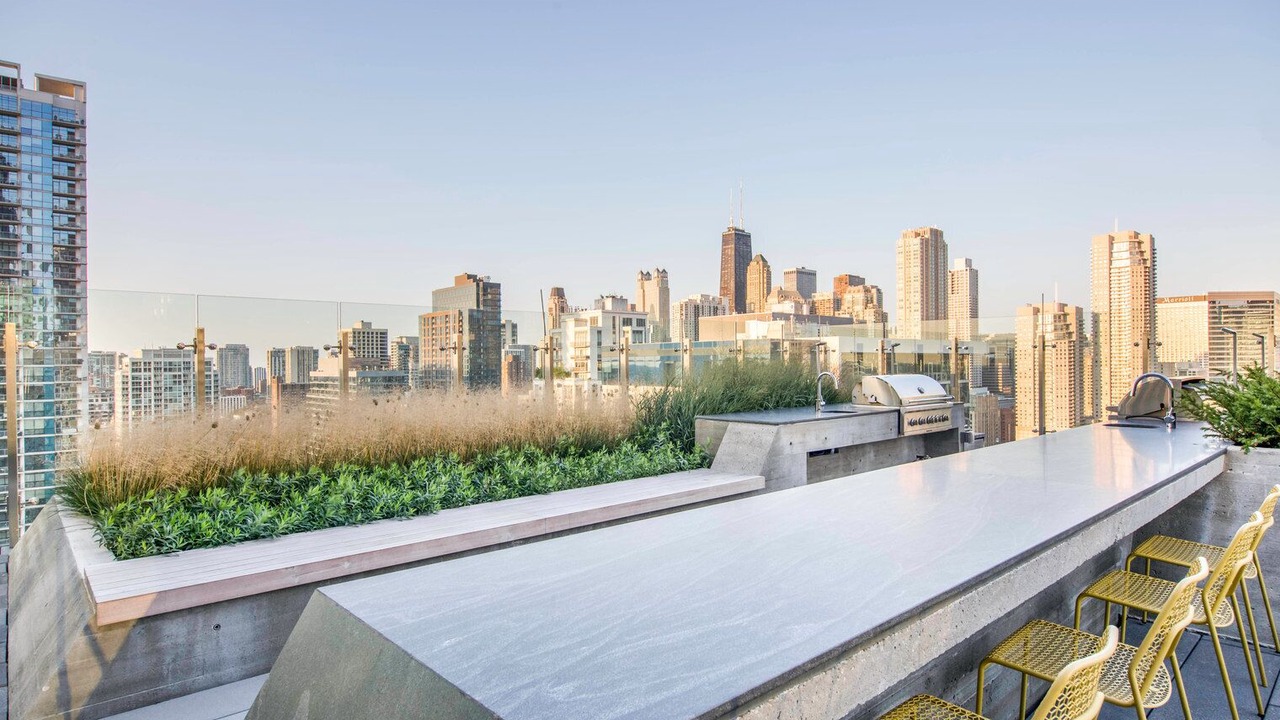 Photo of Patio Balcony in Downtown Chicago