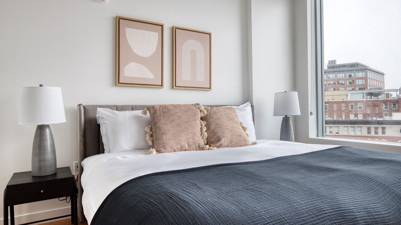 Photo of Bedroom in Downtown Chicago
