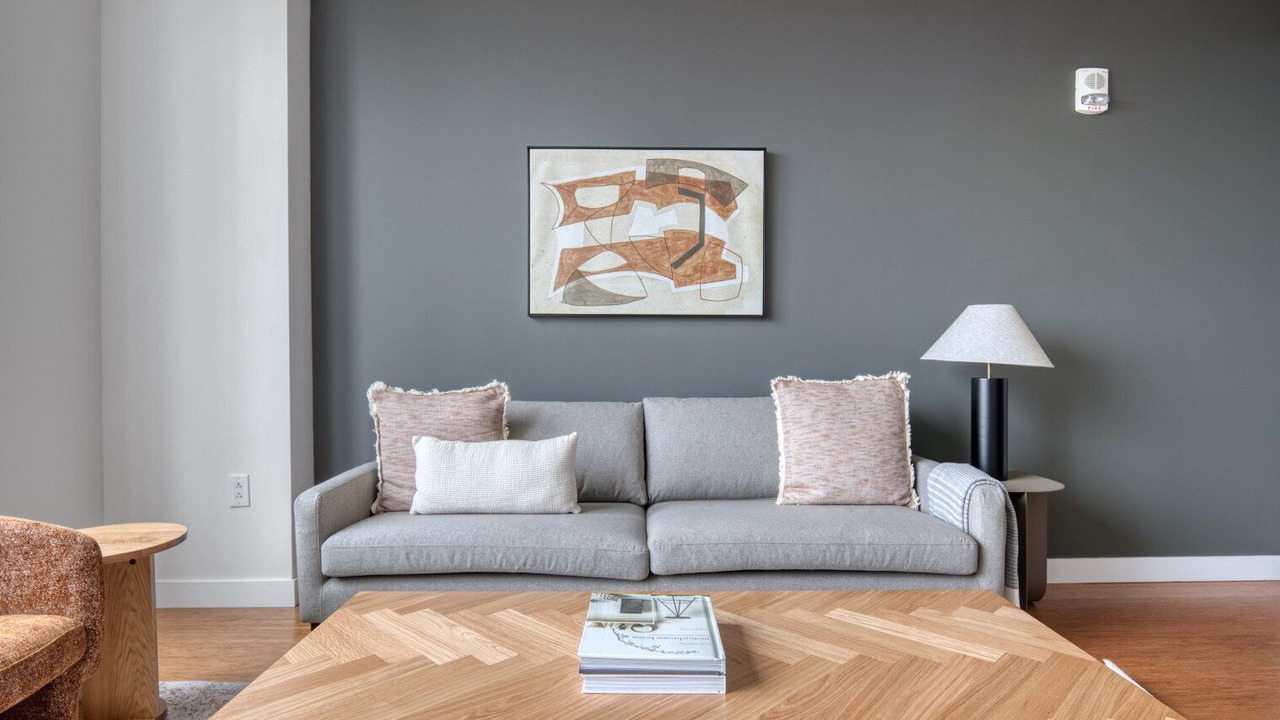 Photo of Livingroom in Downtown Chicago