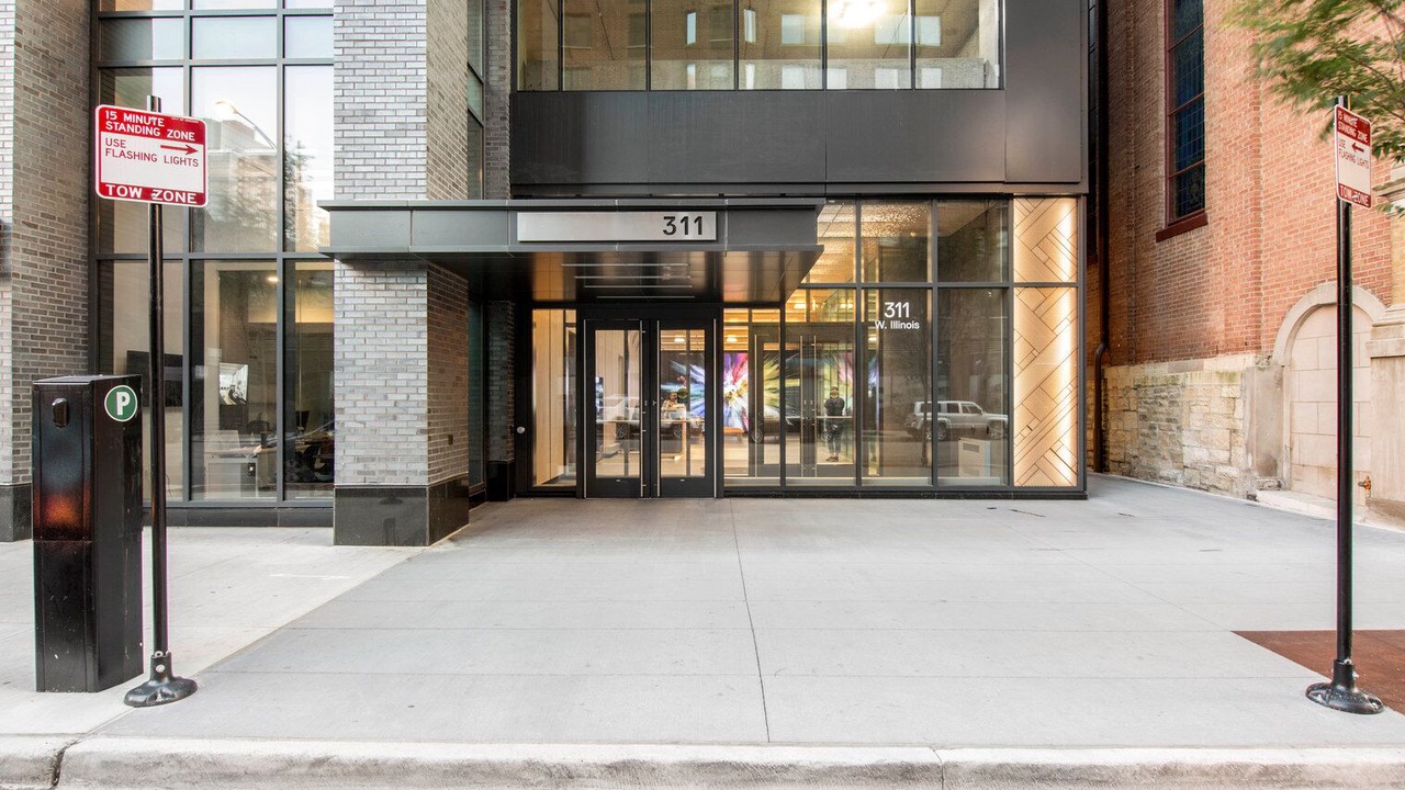 Photo of Outdoor in Downtown Chicago