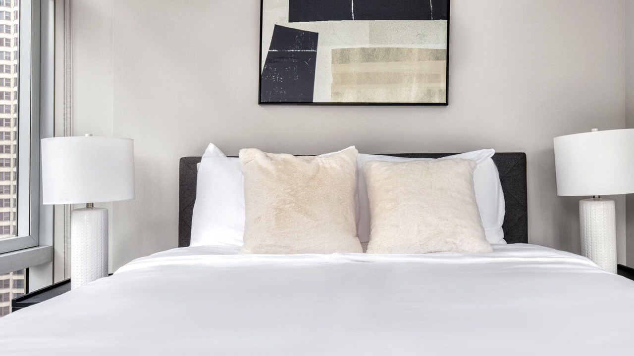 Photo of Bedroom in Streeterville