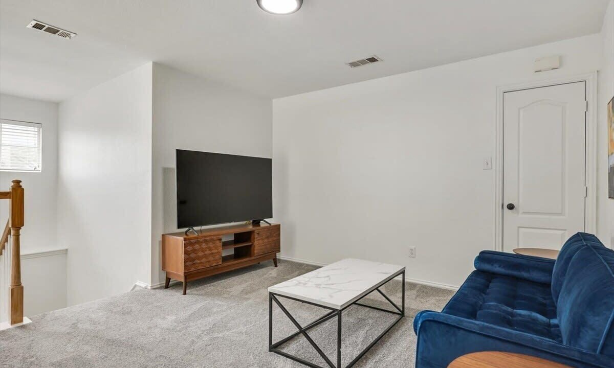 Photo of Livingroom in Rowlett