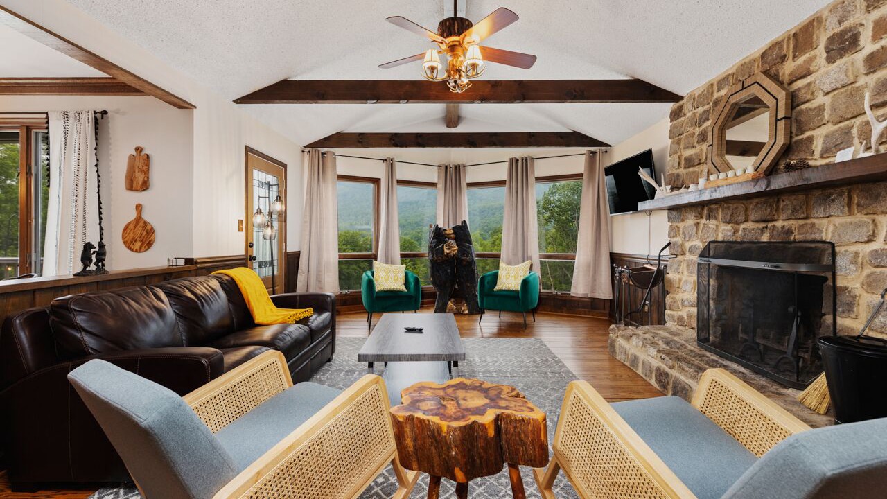 Photo of Livingroom in Roseland