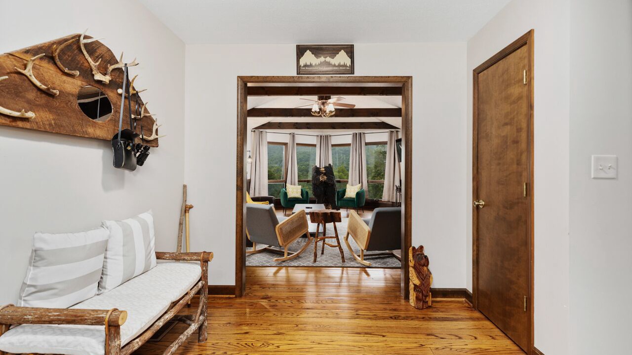 Photo of Livingroom in Roseland